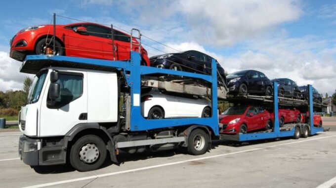 Tips on Saving Money to Hire Cheap Car Shipping Services