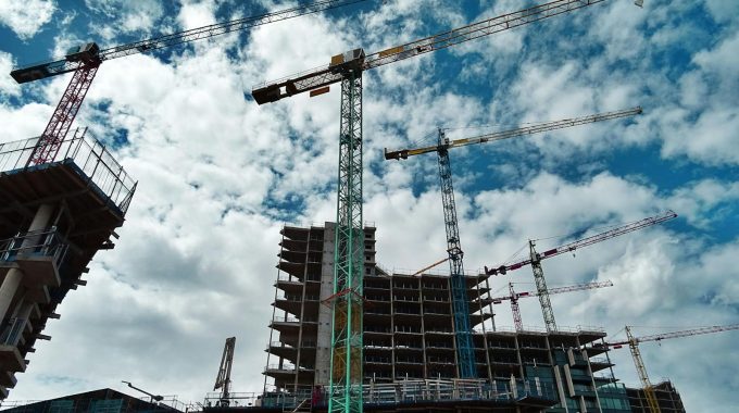 How Asset Management Software Enhances Accountability in Construction