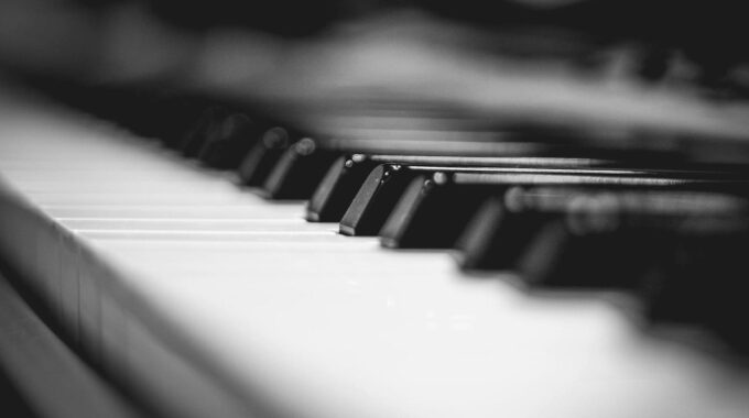 Is Your Piano a Hidden Treasure? How to Determine the Value of Your Used Instrument