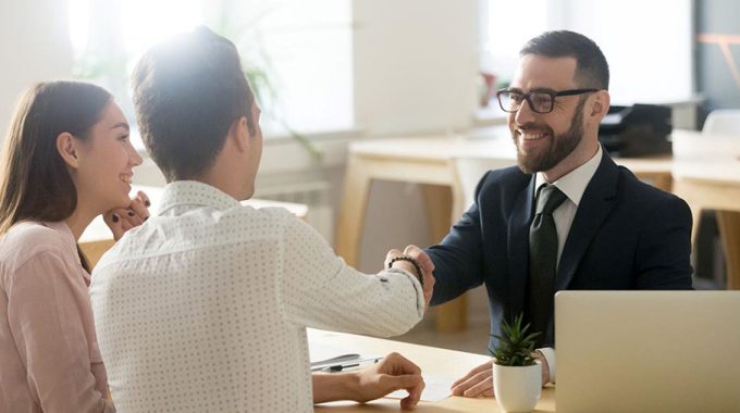 Discover Why You Need to Hire a Health Insurance Broker