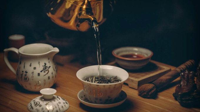 Curious About Tea Blends? Here’s How to Experiment with Flavors